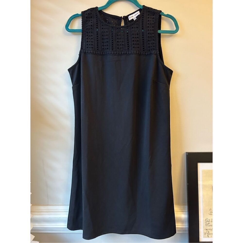 Thyme & Honey shift dress eyelet size M minimalist